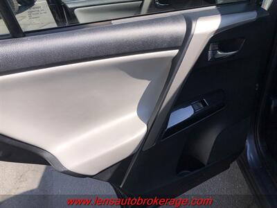 2018 Toyota RAV4 Limited  *Clean Little Limited! - Photo 17 - Tucson, AZ 85705