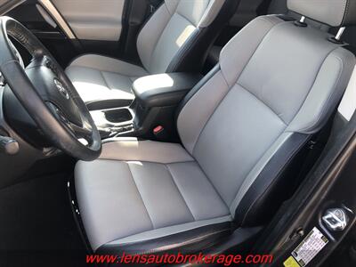 2018 Toyota RAV4 Limited  *Clean Little Limited! - Photo 12 - Tucson, AZ 85705