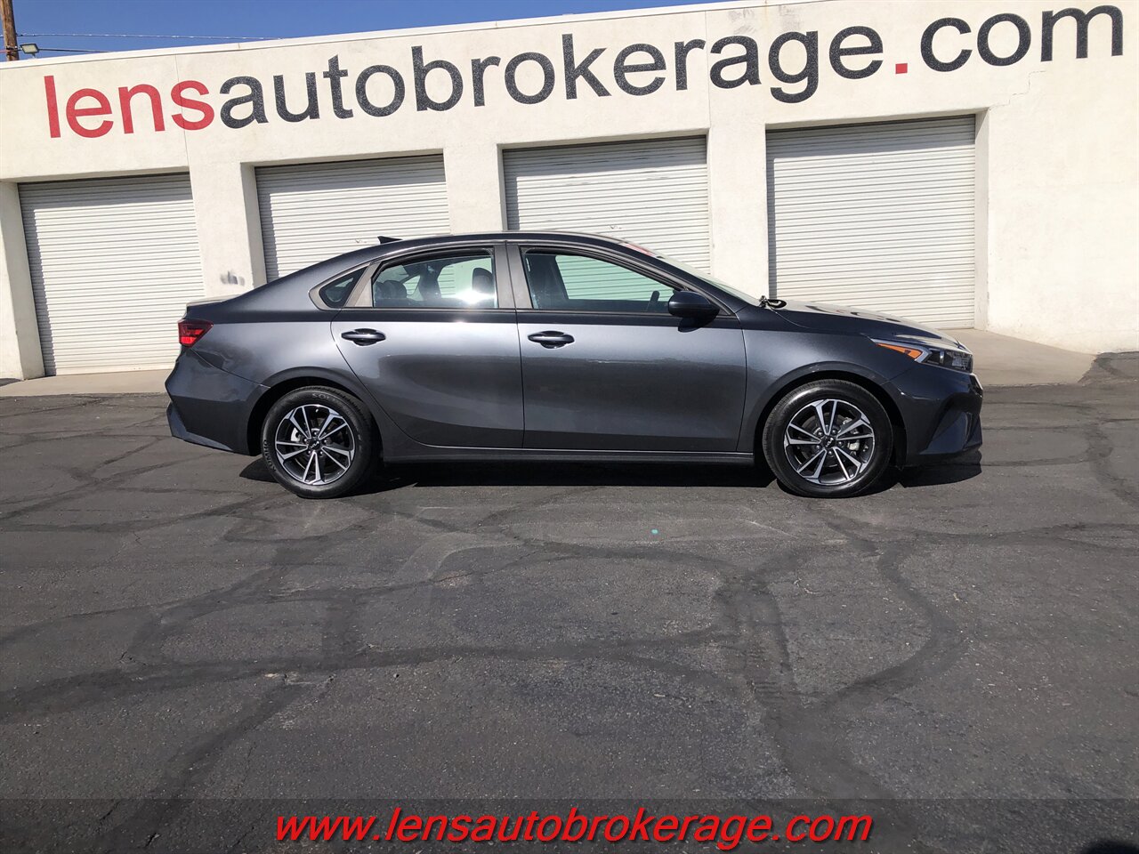 2024 Kia Forte LX  *Clean 57k Mile Sedan! - Photo 1 - Tucson, AZ 85705