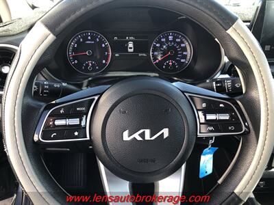 2024 Kia Forte LX  *Clean 57k Mile Sedan! - Photo 13 - Tucson, AZ 85705