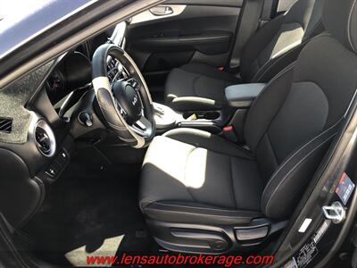 2024 Kia Forte LX  *Clean 57k Mile Sedan! - Photo 11 - Tucson, AZ 85705