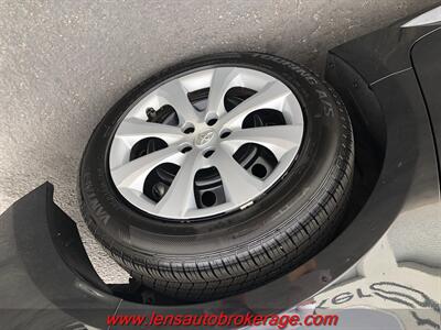 2022 Toyota Corolla LE   - Photo 23 - Tucson, AZ 85705