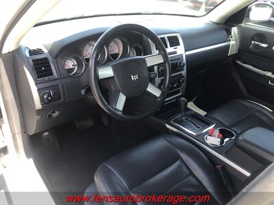 2008 Dodge Charger RT  *Clean Sedan! - Photo 10 - Tucson, AZ 85705