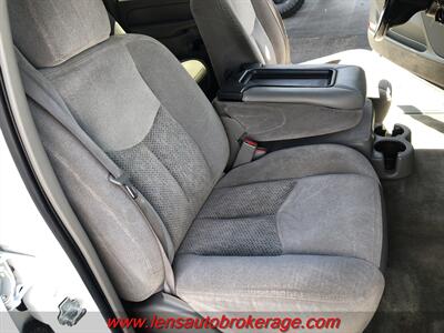 2004 Chevrolet Suburban 1500 LS  *Steal Of A Deal! Trade In Special!! - Photo 16 - Tucson, AZ 85705