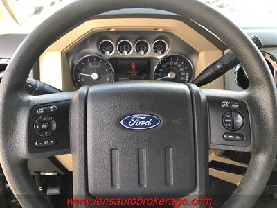 2015 Ford F-250 XLT  *Crew Cab Diesel 4x4! - Photo 13 - Tucson, AZ 85705