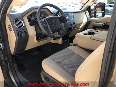 2015 Ford F-250 XLT  *Crew Cab Diesel 4x4! - Photo 10 - Tucson, AZ 85705
