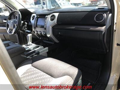 2019 Toyota Tundra SR5  *Desert Tan Crewmax 4x4! *New Wheels & 35;s! - Photo 23 - Tucson, AZ 85705