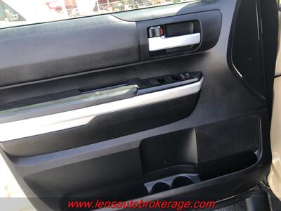 2019 Toyota Tundra SR5  *Desert Tan Crewmax 4x4! *New Wheels & 35;s! - Photo 11 - Tucson, AZ 85705