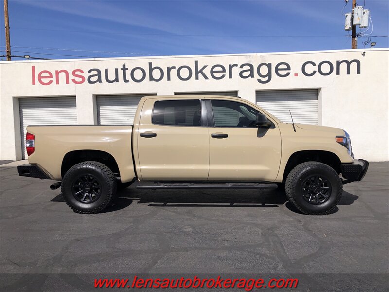 2019 Toyota Tundra SR5  *Desert Tan Crewmax 4x4! *New Wheels & 35;s!
