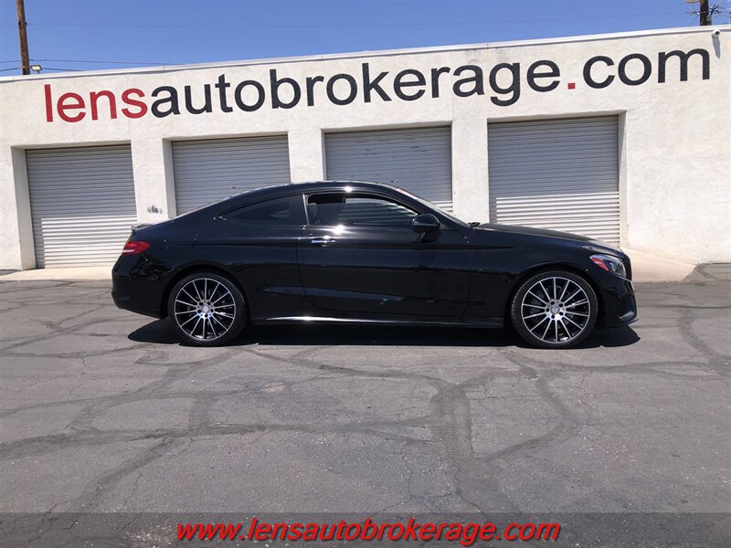 2017 Mercedes-Benz C 300  *Sexy Little Benzo!