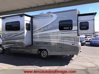 2021 Dynamax Isata 3 Series 24RW 4500  *Super Nice W/2 Slides, 48k Miles And Camp Ready! - Photo 10 - Tucson, AZ 85705
