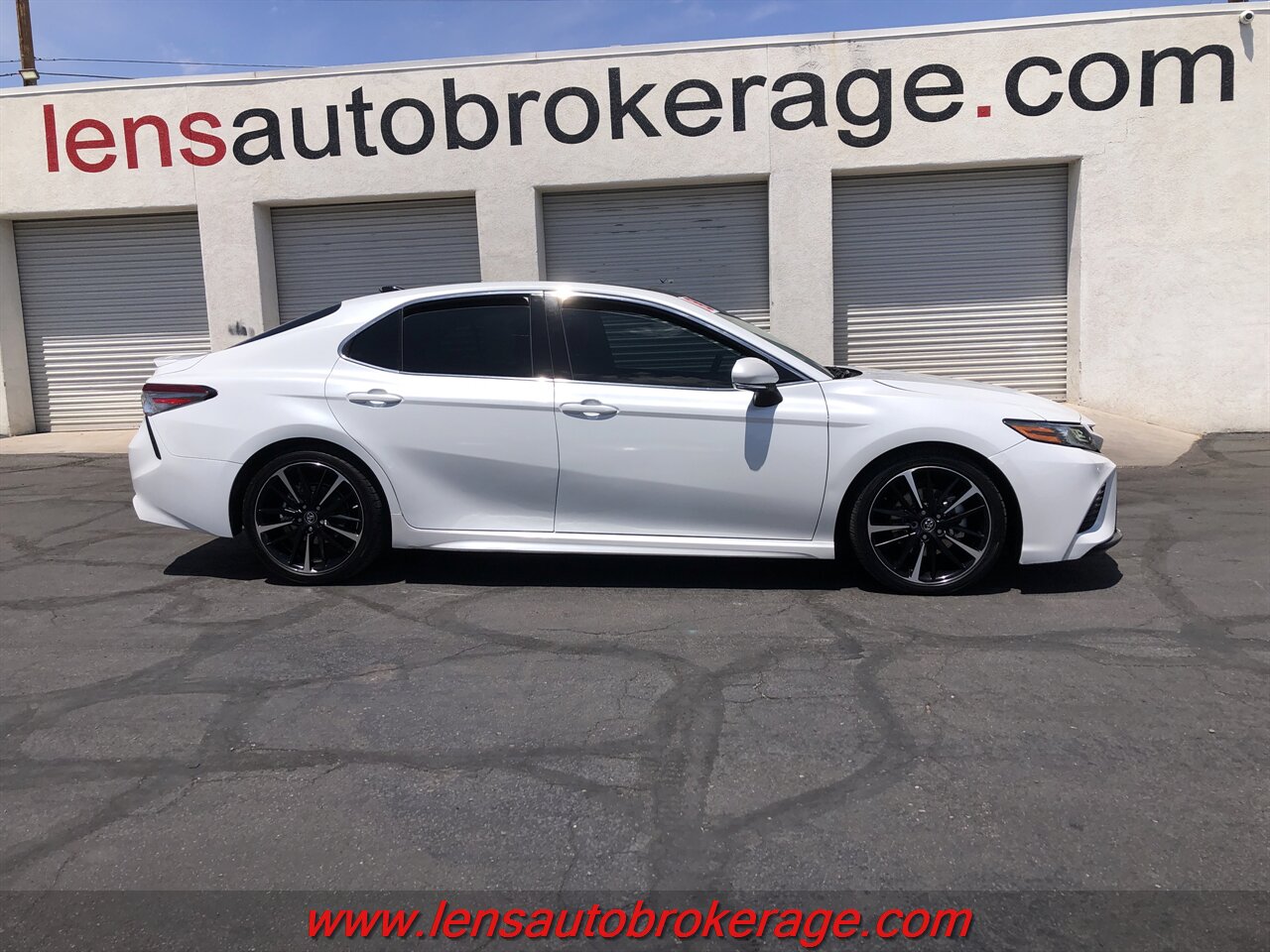 2018 Toyota Camry XSE V6  *Super Sporty XSE! - Photo 1 - Tucson, AZ 85705