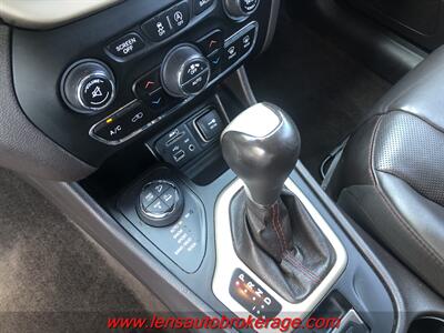 2016 Jeep Cherokee Trailhawk  4x4 - Photo 15 - Tucson, AZ 85705