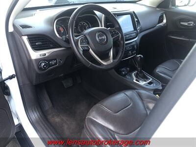 2016 Jeep Cherokee Trailhawk  4x4 - Photo 10 - Tucson, AZ 85705