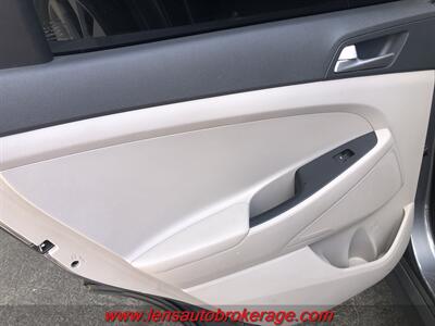2021 Hyundai TUCSON Preferred  *Just Arrived! - Photo 16 - Tucson, AZ 85705
