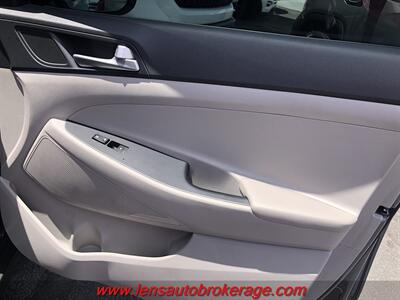 2021 Hyundai TUCSON Preferred  *Just Arrived! - Photo 21 - Tucson, AZ 85705
