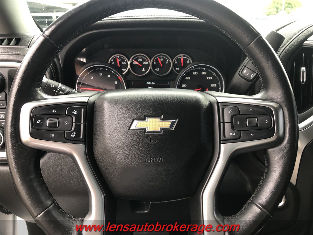 2021 Chevrolet Silverado 3500HD LTZ photo 11
