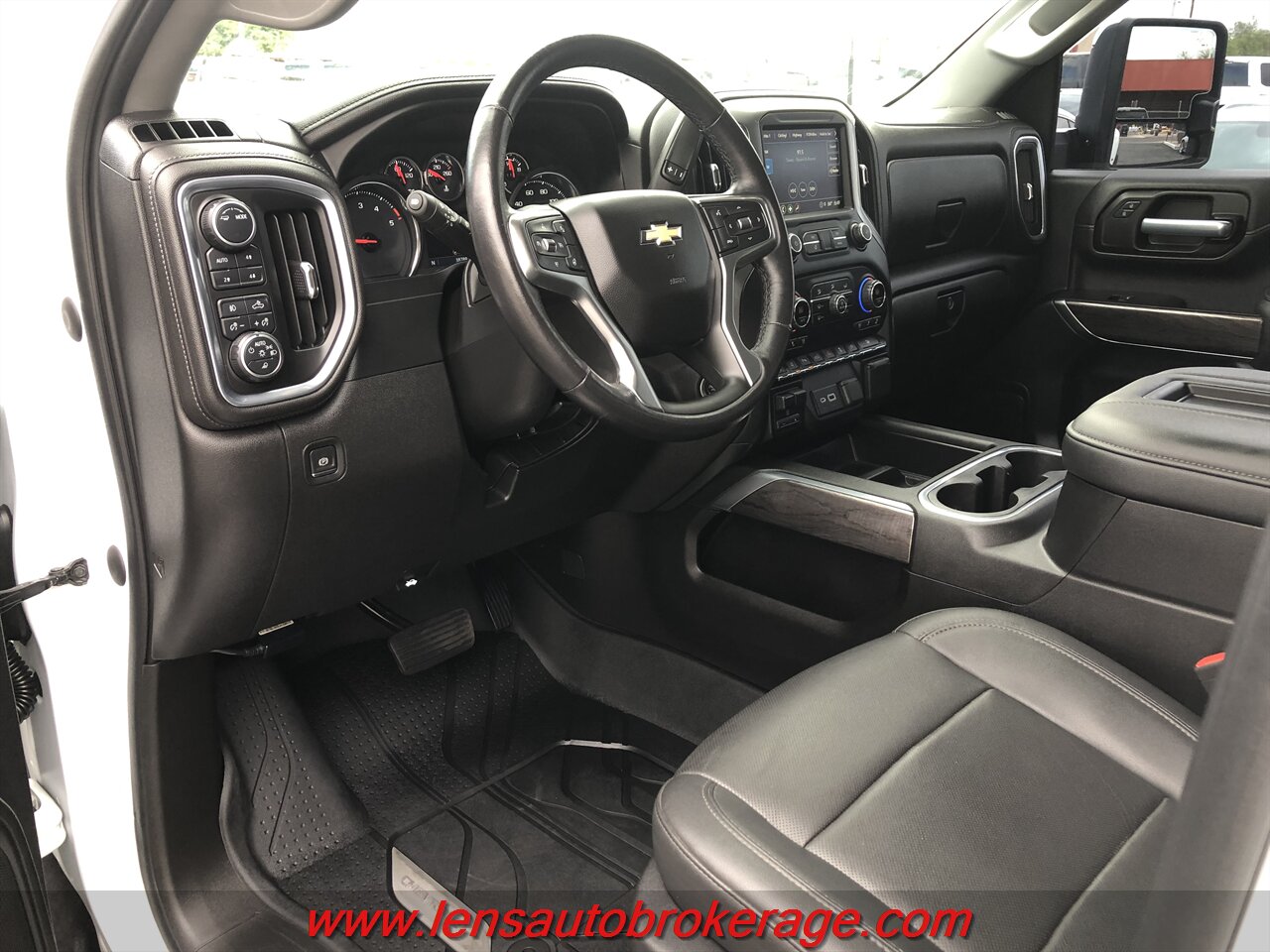 2021 Chevrolet Silverado 3500HD LTZ photo 8