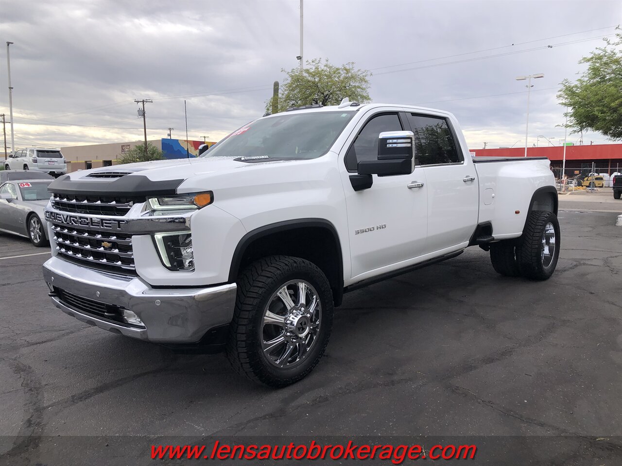 2021 Chevrolet Silverado 3500HD LTZ photo 3