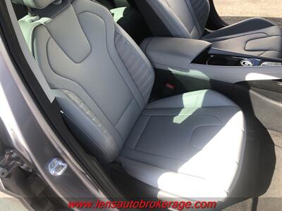 2025 Hyundai ELANTRA Limited  *7k Mile Sedan! - Photo 24 - Tucson, AZ 85705