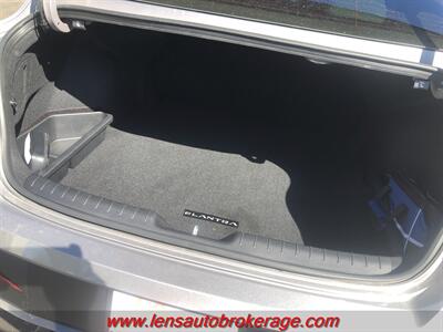 2025 Hyundai ELANTRA Limited  *7k Mile Sedan! - Photo 19 - Tucson, AZ 85705