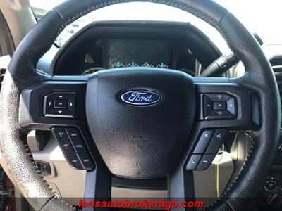 2016 Ford F-150 XLT  SuperCrew EcoBoost 3.5L **CARFAX 1 OWNER** - Photo 12 - Tucson, AZ 85705