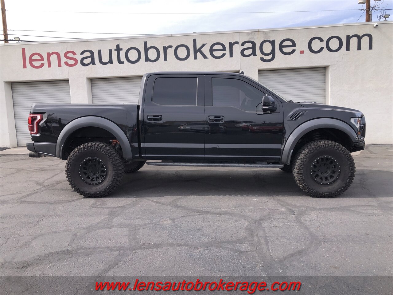 2019 Ford F-150 Raptor  *Bad A$$!! Just Hitting The Lot! - Photo 1 - Tucson, AZ 85705