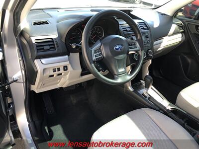 2015 Subaru Forester 2.5i Premium  *Nice 93k Mile Subi! - Photo 10 - Tucson, AZ 85705