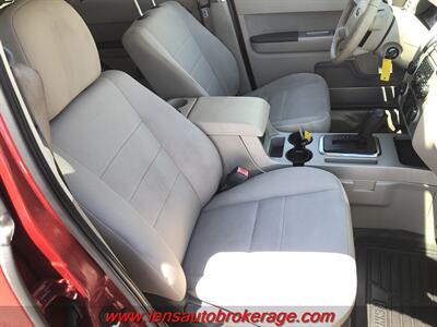 2011 Ford Escape XLT  *Nice Driver! - Photo 19 - Tucson, AZ 85705