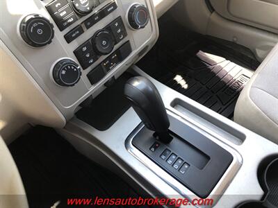 2011 Ford Escape XLT  *Nice Driver! - Photo 12 - Tucson, AZ 85705