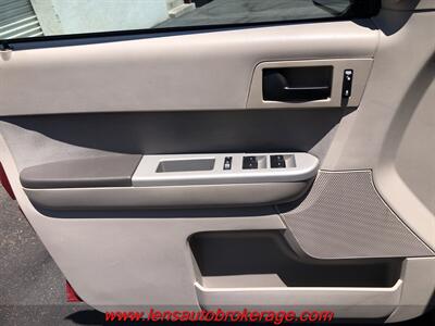 2011 Ford Escape XLT  *Nice Driver! - Photo 7 - Tucson, AZ 85705