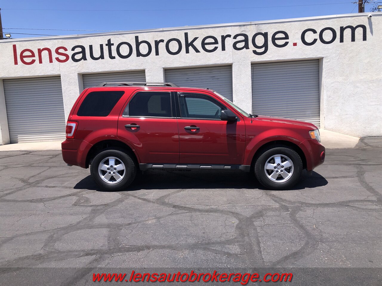 2011 Ford Escape XLT  *Nice Driver! - Photo 1 - Tucson, AZ 85705