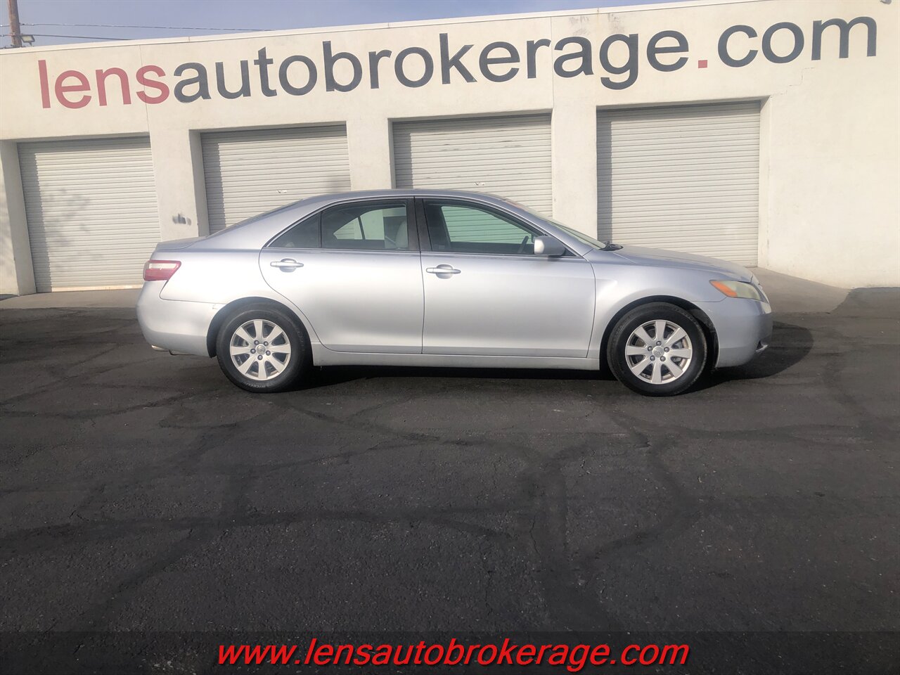 2009 Toyota Camry LE  *Trade In Special! - Photo 1 - Tucson, AZ 85705
