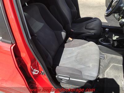 2009 Honda Fit Sport w/Navi  *Fuel Saving 5 Speed! - Photo 21 - Tucson, AZ 85705