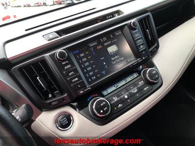 2017 Toyota RAV4 Limited  AWD Carfax 1 Owner! - Photo 14 - Tucson, AZ 85705
