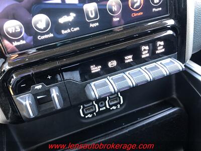 2020 RAM 3500 Laramie  *Loaded 4wd Crew Cab Diesel Dually! - Photo 13 - Tucson, AZ 85705