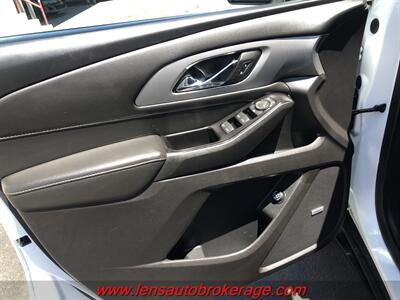2020 Chevrolet Traverse RS  *3rd Row Equipped W/80k Miles! - Photo 9 - Tucson, AZ 85705