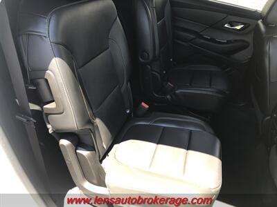 2020 Chevrolet Traverse RS  *3rd Row Equipped W/80k Miles! - Photo 21 - Tucson, AZ 85705