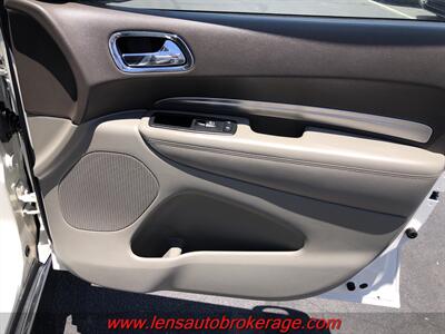 2012 Dodge Durango SXT  *3rd Row Equipped! - Photo 23 - Tucson, AZ 85705