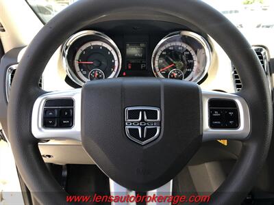 2012 Dodge Durango SXT  *3rd Row Equipped! - Photo 13 - Tucson, AZ 85705