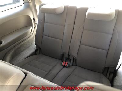 2012 Dodge Durango SXT  *3rd Row Equipped! - Photo 18 - Tucson, AZ 85705