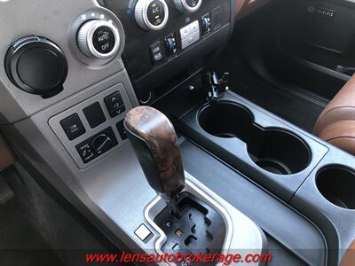 2010 Toyota Sequoia Platinum  *3rd Row Equipped Trade In Special! - Photo 15 - Tucson, AZ 85705