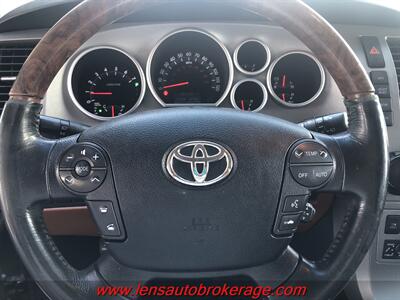 2010 Toyota Sequoia Platinum  *3rd Row Equipped Trade In Special! - Photo 13 - Tucson, AZ 85705