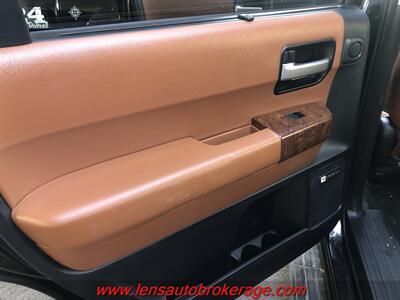 2010 Toyota Sequoia Platinum  *3rd Row Equipped Trade In Special! - Photo 17 - Tucson, AZ 85705