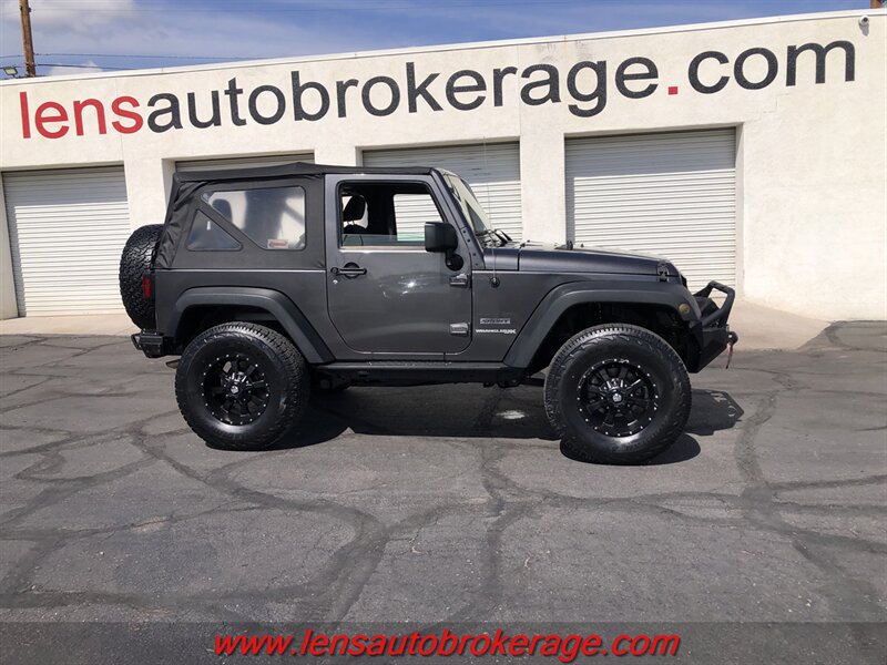 2018 Jeep Wrangler JK Sport  