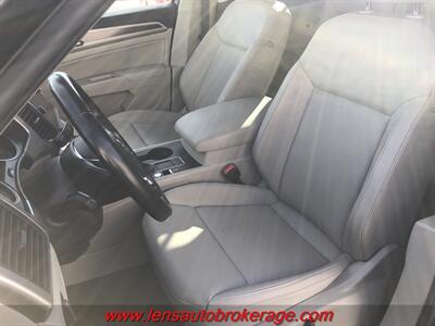 2020 Volkswagen Atlas SE   - Photo 8 - Tucson, AZ 85705