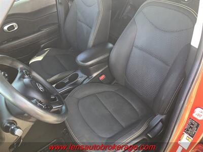2015 Kia Soul +   - Photo 12 - Tucson, AZ 85705