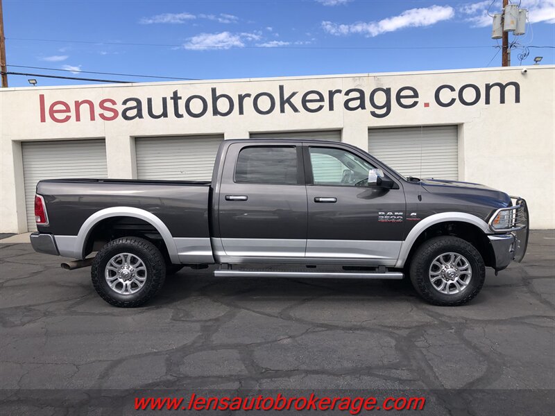 2014 RAM 2500 Laramie  *Crew Cab 4x4 Diesel!