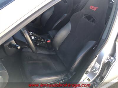 2011 Subaru Impreza WRX  *Nice Manual 6 Speed Subi! - Photo 12 - Tucson, AZ 85705