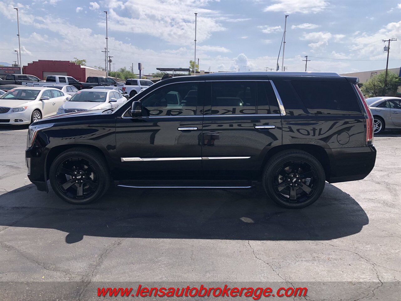 2017 Cadillac Escalade Standard photo 5